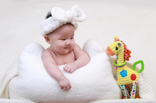 阳泉宝宝几个月翻身 阳泉宝宝几个月翻身